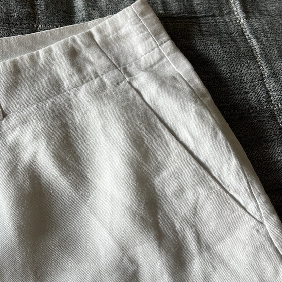 Banana Republic shorts - Picture 2 of 4